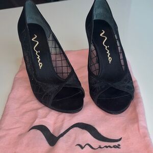 Nina Women’s Size 6.5 Elegant Black Mesh Peep-Toe Heels-Pre-Loved w/ Dust Bag